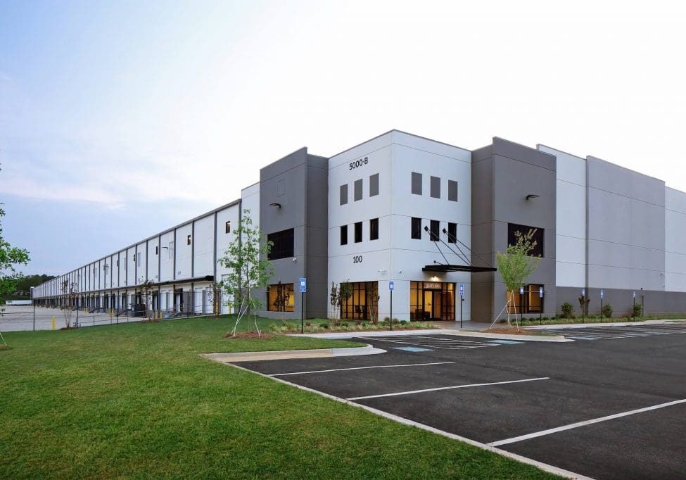 commercial building exterior that needs to be repainted